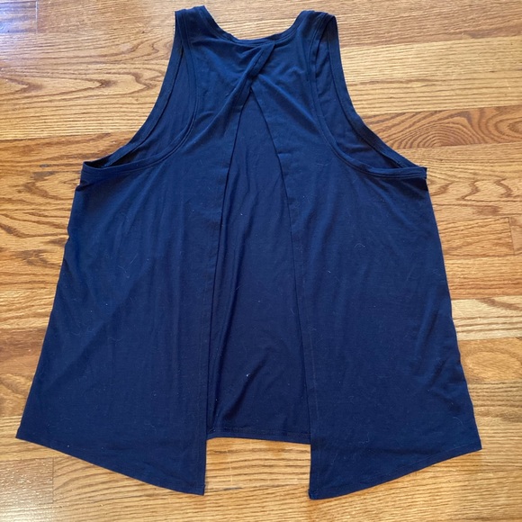 Gap fit black tie back tank size medium womens - Picture 3 of 5